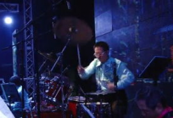 架子鼓表演视频