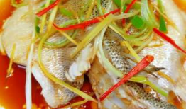 清蒸鲈鱼的做法视频,简单美味，营养满分，跟着视频学做家常好菜