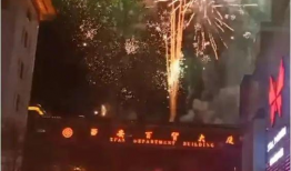 烟花燃放视频,烟花绽放的视觉盛宴